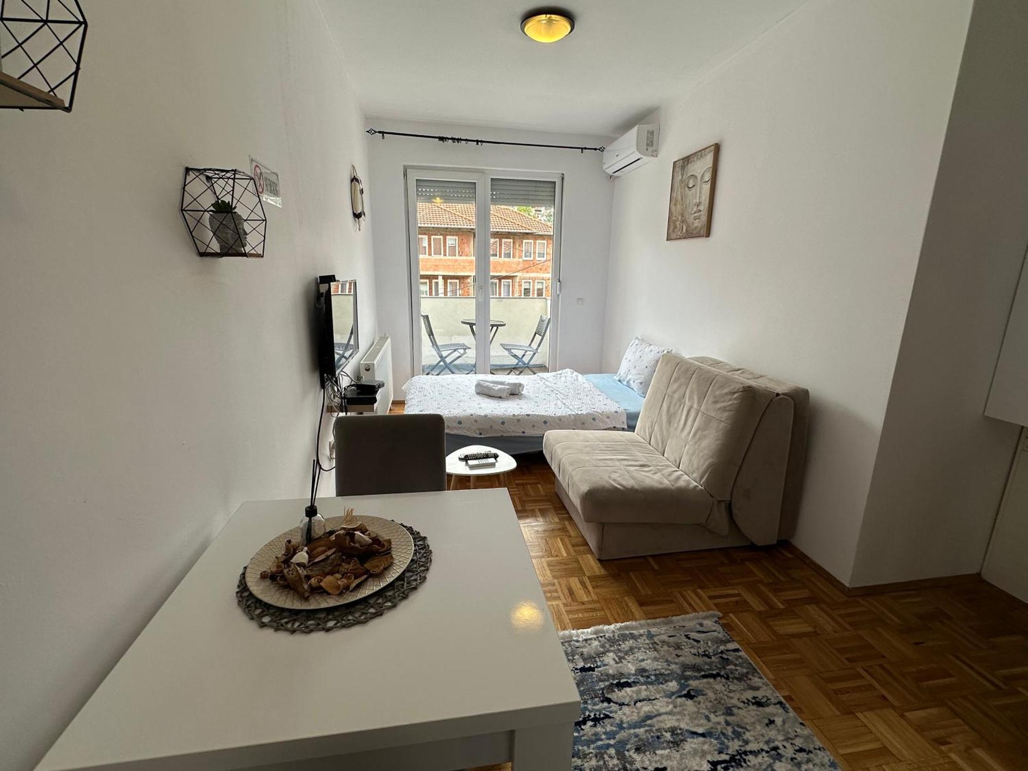 Apartment Guri Pristina Exterior photo